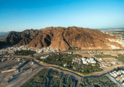 Thumbnail - GUNUNG UHUD MENCINTAI KITA